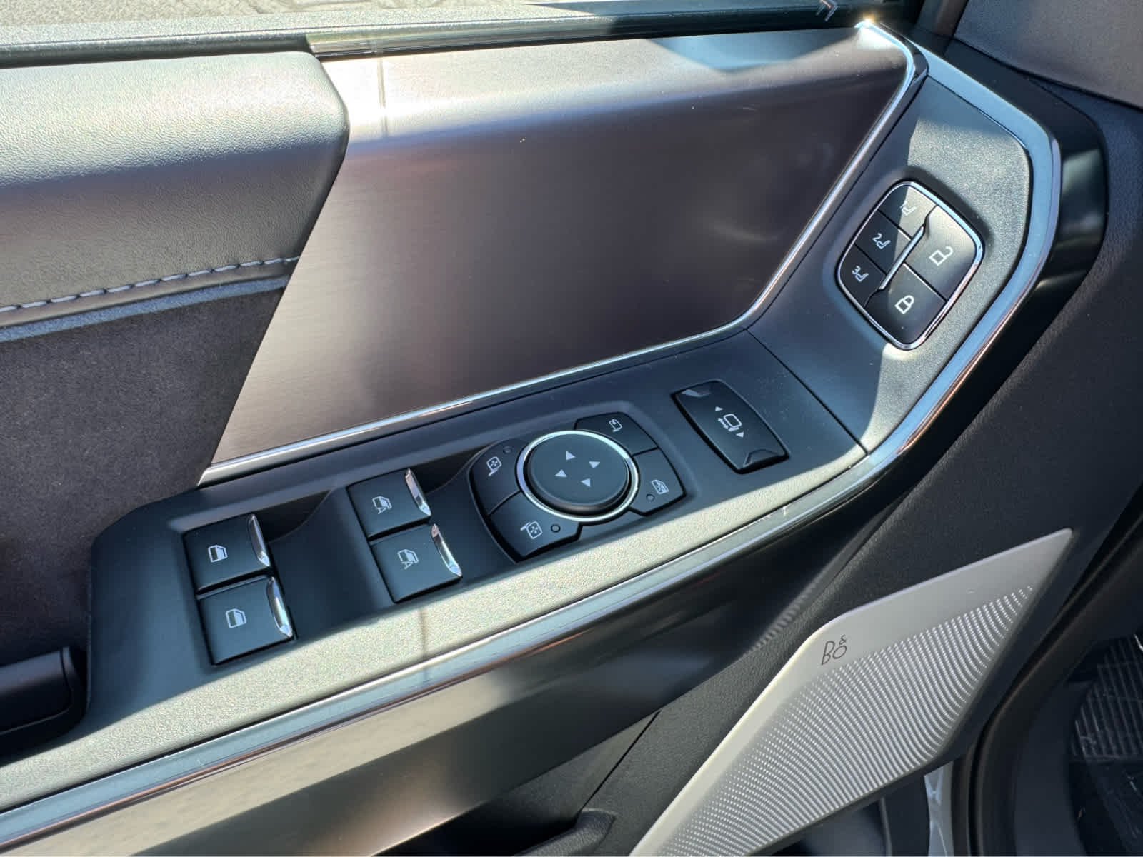 New 2026 Glacier Gray Metallic Tri-Coat Ford Platinum image 14