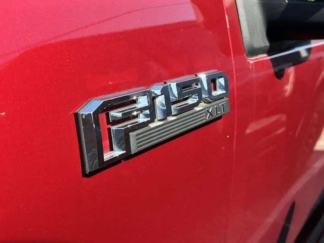 Used 2017 Ruby Red Metallic Ford XLT image 9