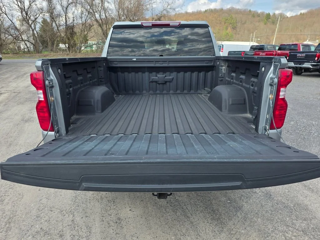 2024 Chevrolet Silverado 1500 LT - Photo 10