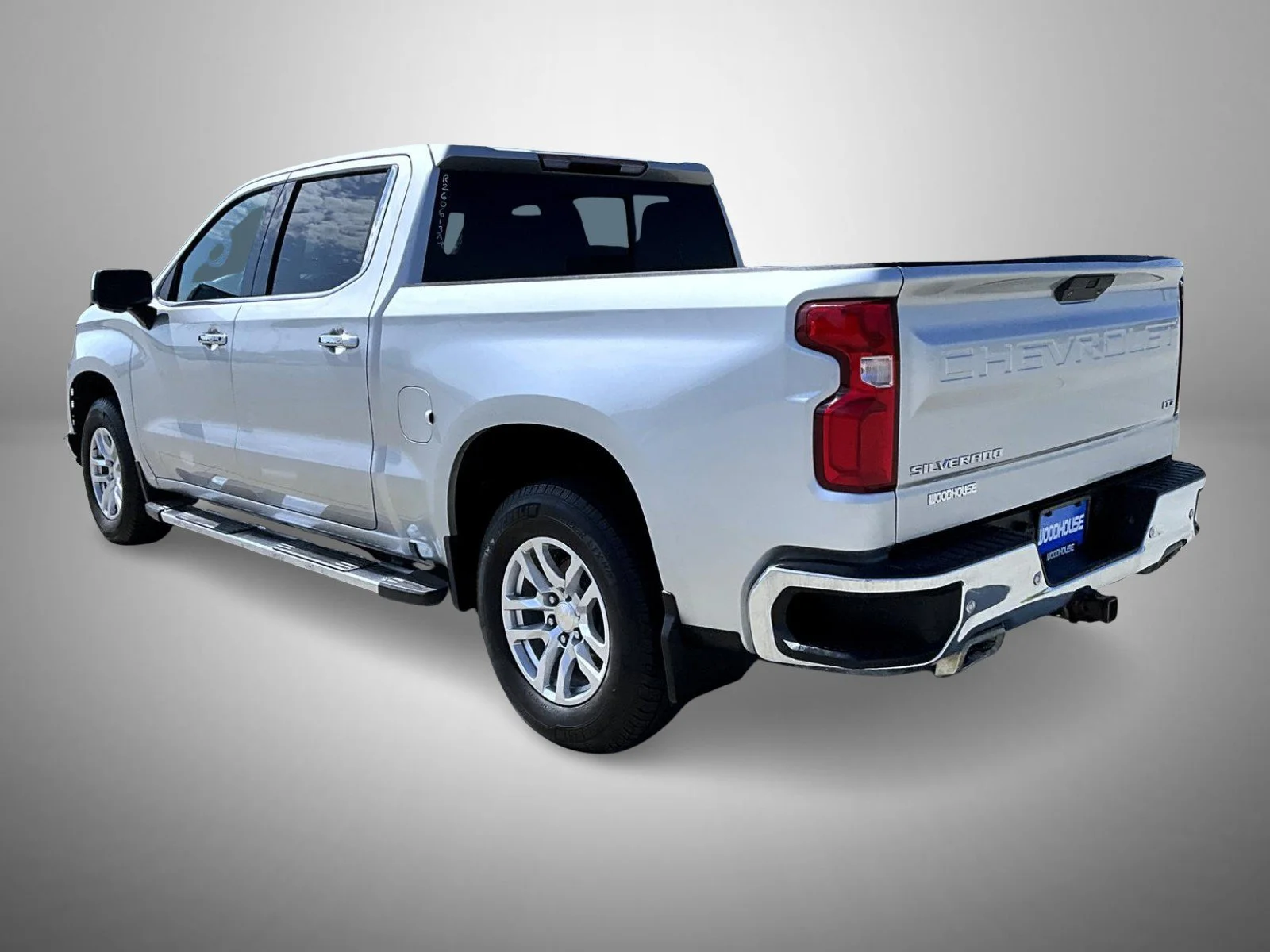 Used 2019 Silver Chevrolet LTZ image 7
