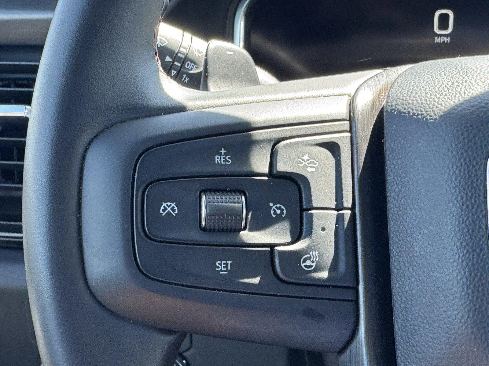 New 2026 TITANIUM RUSH METALLIC GMC AT4X image 18