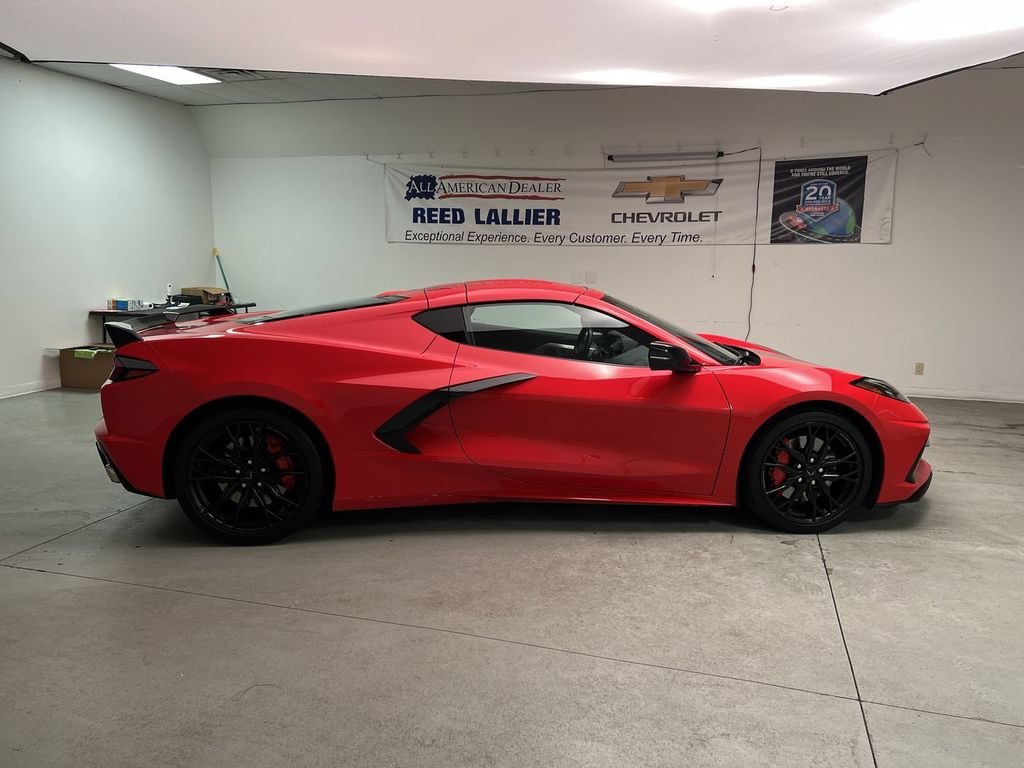 2023 Chevrolet Corvette 2LT - Photo 9