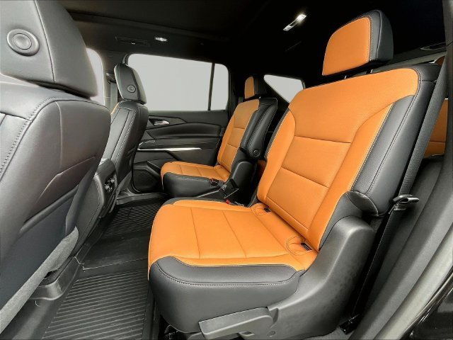 2027 Chevrolet Traverse Z71 - Photo 14