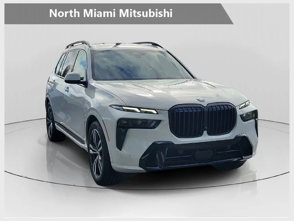 2024 BMW X7 40i