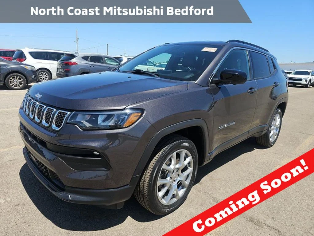 2023 Jeep Compass Latitude Lux 4X4's photo