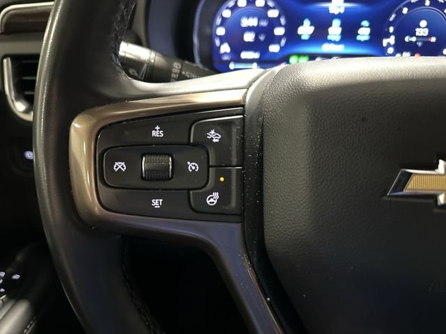 Certified Used 2024 Iridescent Pearl Tricoat Chevrolet High Country image 34