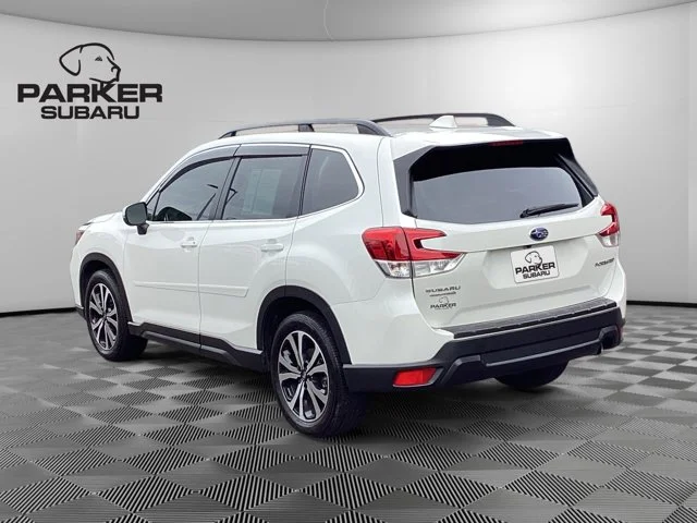 Used 2020 Crystal White Pearl Subaru Limited image 3