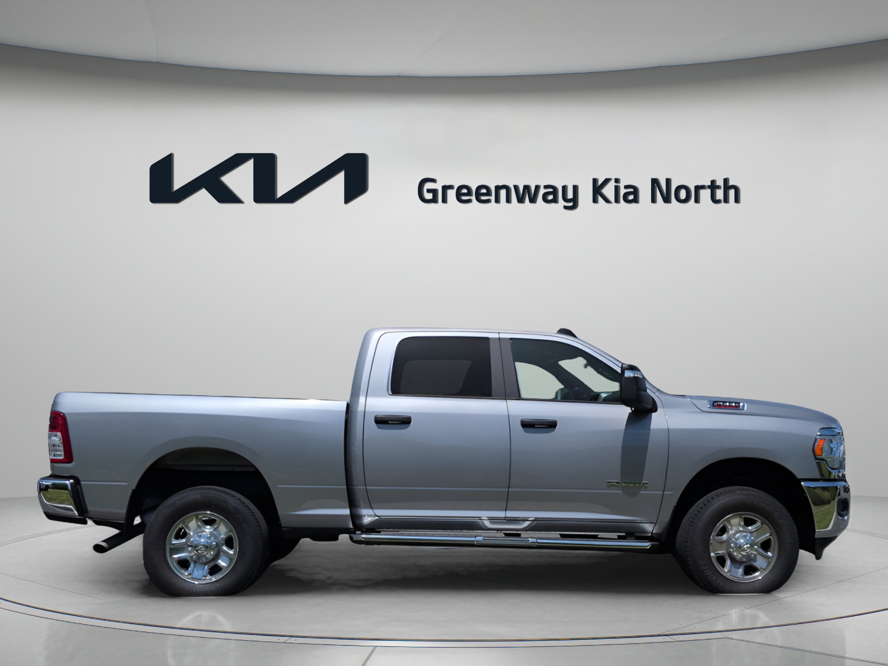 Used 2024 Billet Silver Metallic Clearcoat Ram Big Horn image 9
