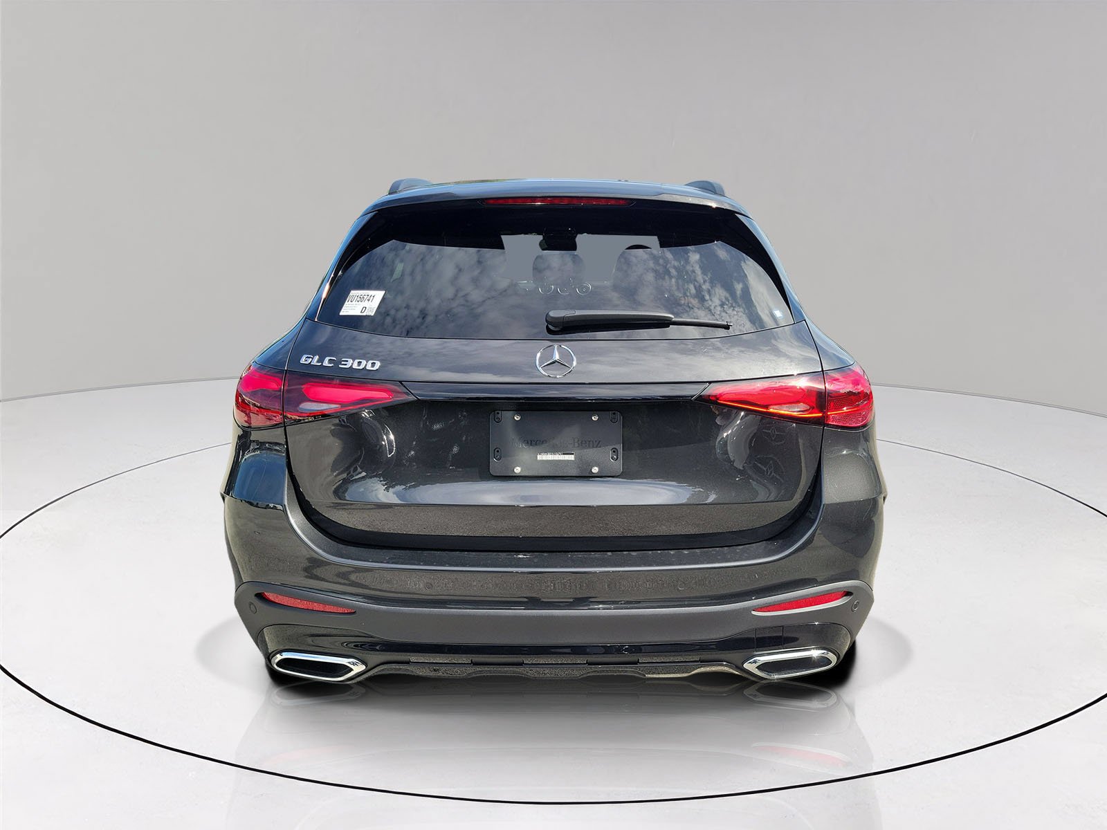 New 2027 Graphite Grey Metallic Mercedes-Benz GLC 300 image 35