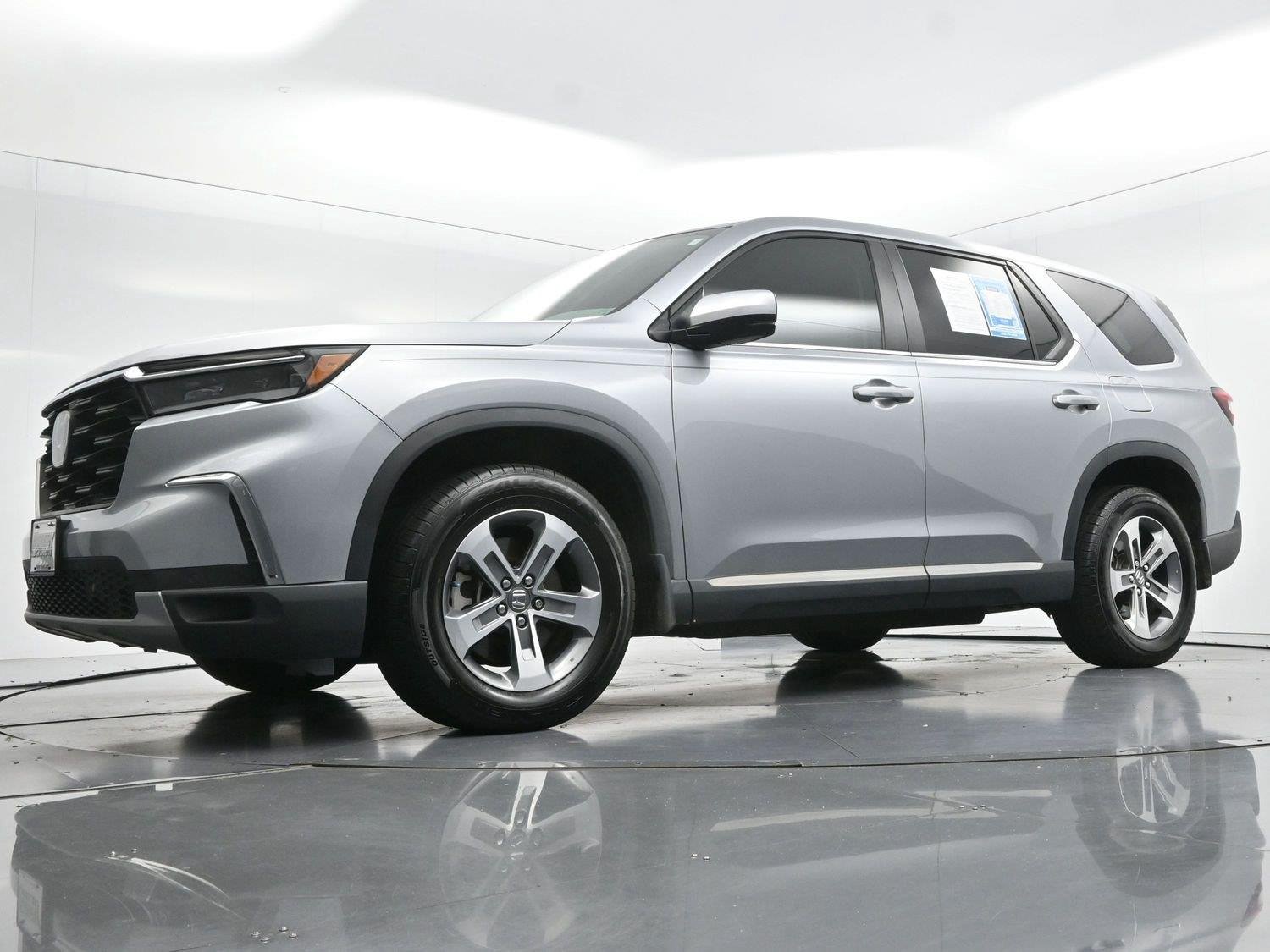 Used 2024 Lunar Silver Metallic Honda EX-L image 52