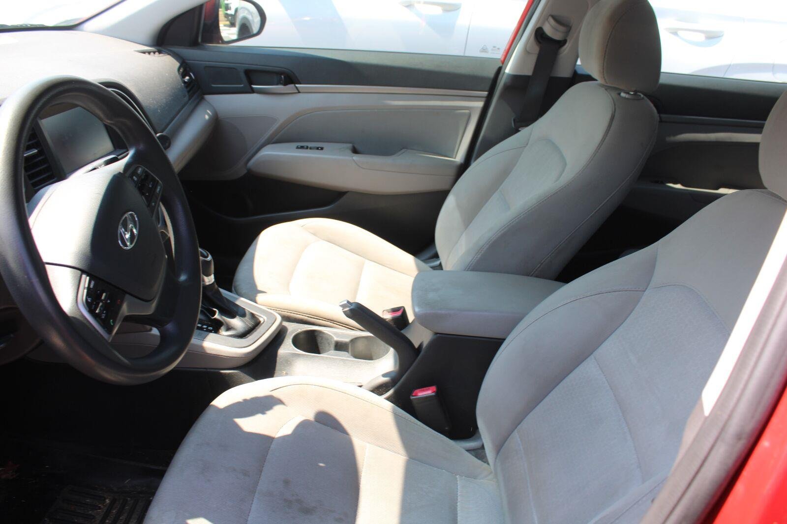 Used 2018 Scarlet Red Hyundai SEL image 8