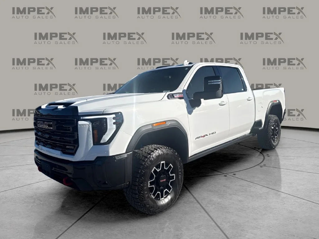 Used 2025 White GMC AT4X image 1