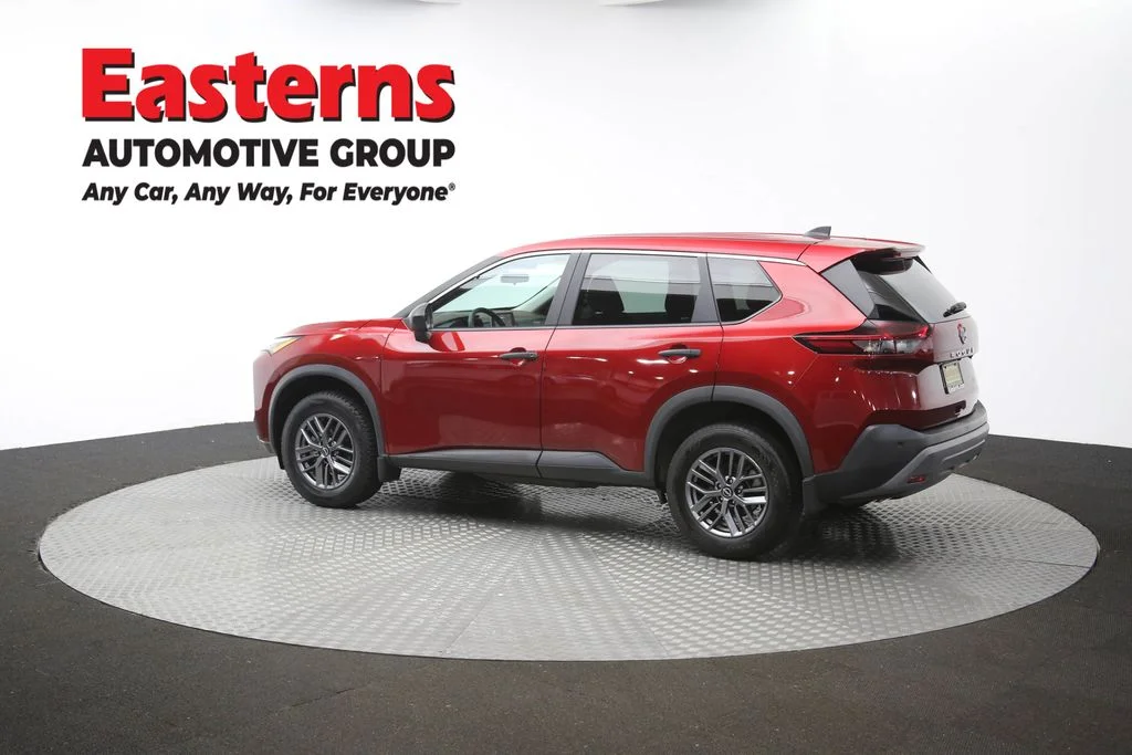 Used 2023 Red Nissan S image 63