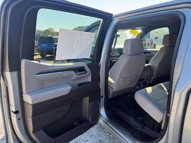 Used 2023 Gray Chevrolet LT image 12