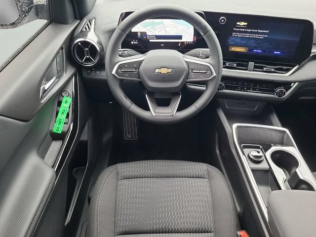New 2027 Summit White Chevrolet LT image 15