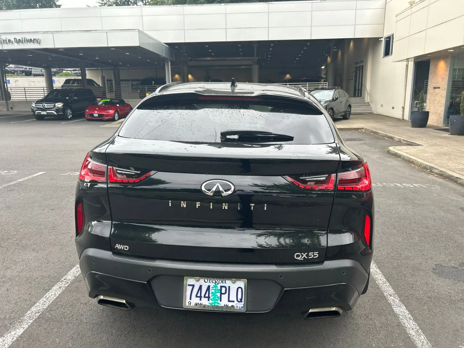 Used 2023 Black INFINITI ESSENTIAL image 6