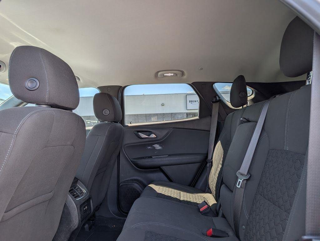 Used 2019 Silver Ice Metallic Chevrolet Base image 10