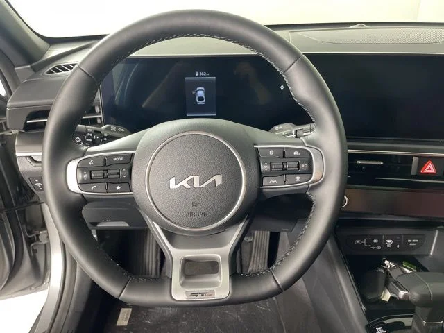 2026 Kia K5 GT-Line - Photo 24
