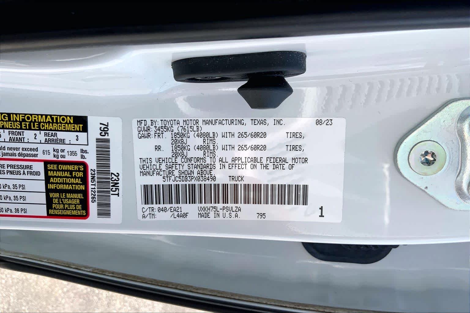 Used 2023 Ice Cap Toyota Limited Hybrid image 36