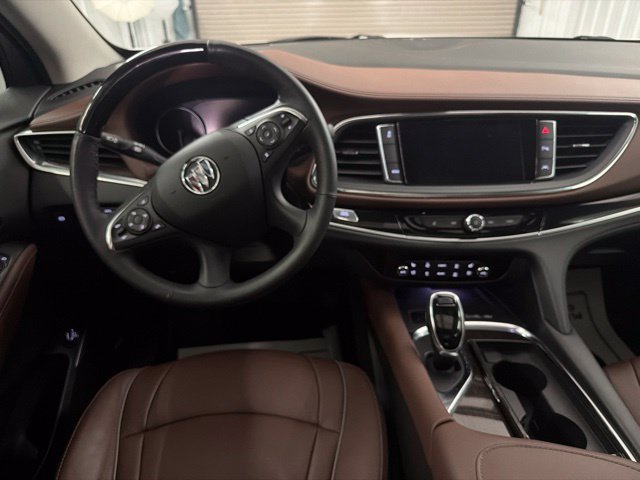 Used 2021 White Frost Tricoat Buick Avenir image 18