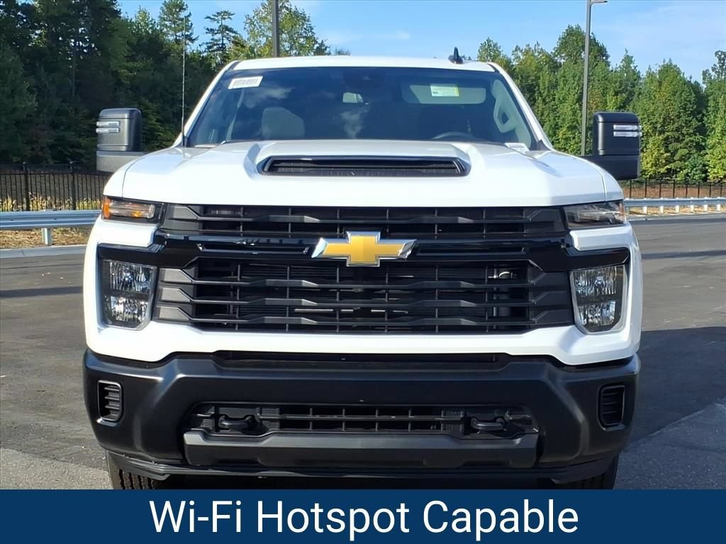 New 2026 Summit White Chevrolet WT image 32