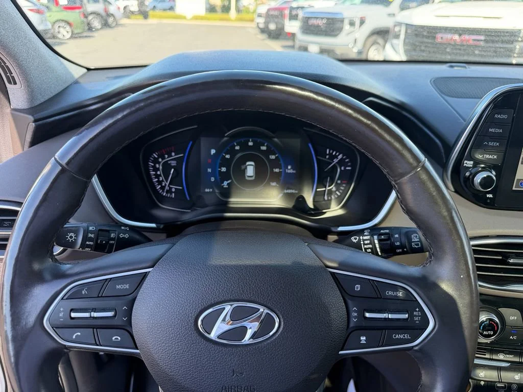 Used 2020 White Hyundai Limited image 12