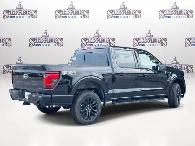 New 2026 Black Ford XLT image 3