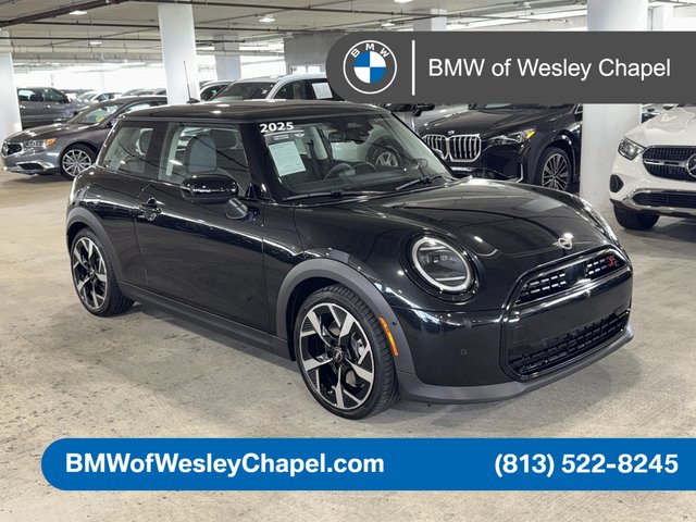 Certified Pre-Owned 2025 MINI I Hardtop 2 Door FWD Iconic