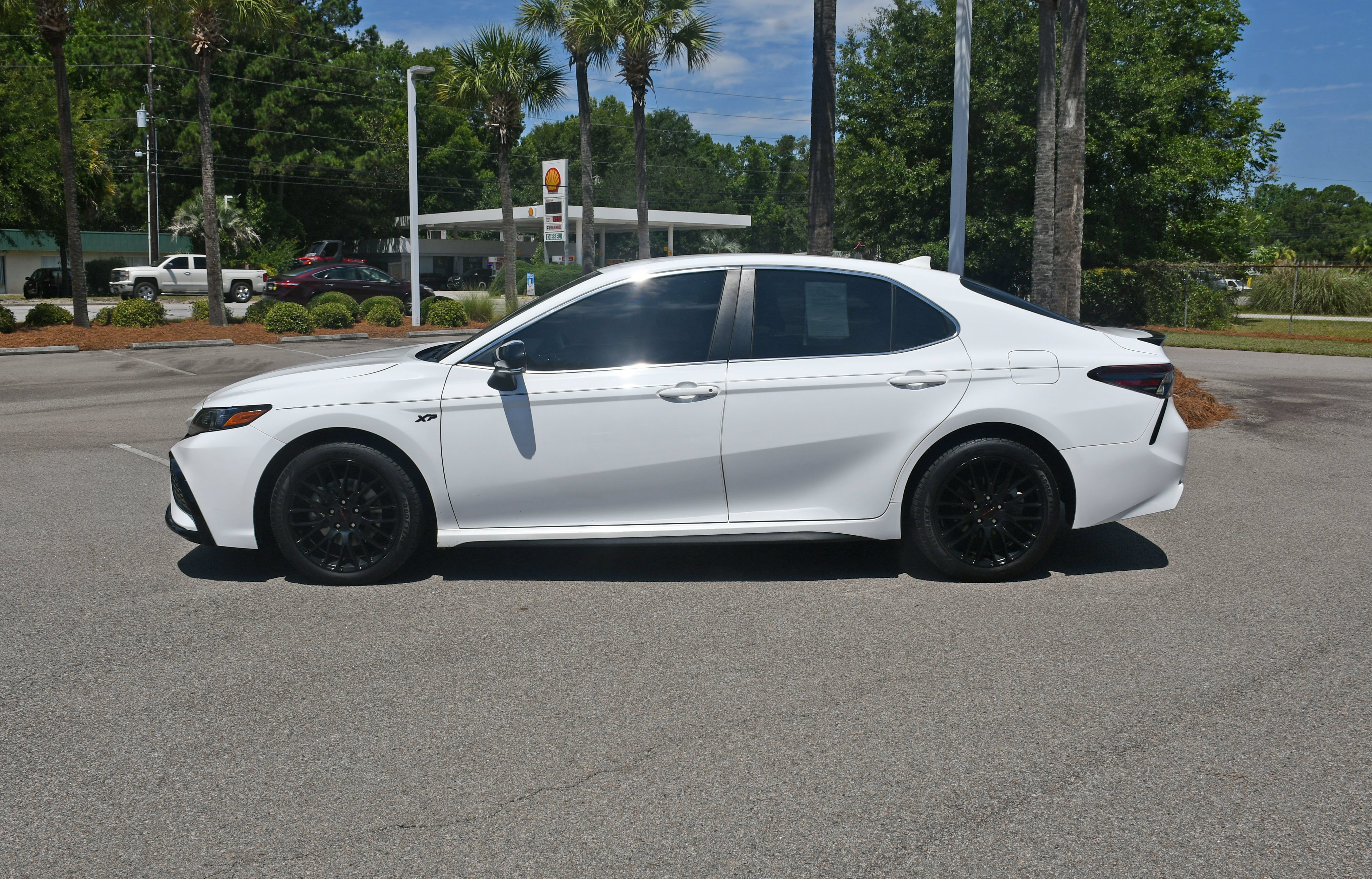 Used 2024 White Toyota SE image 5