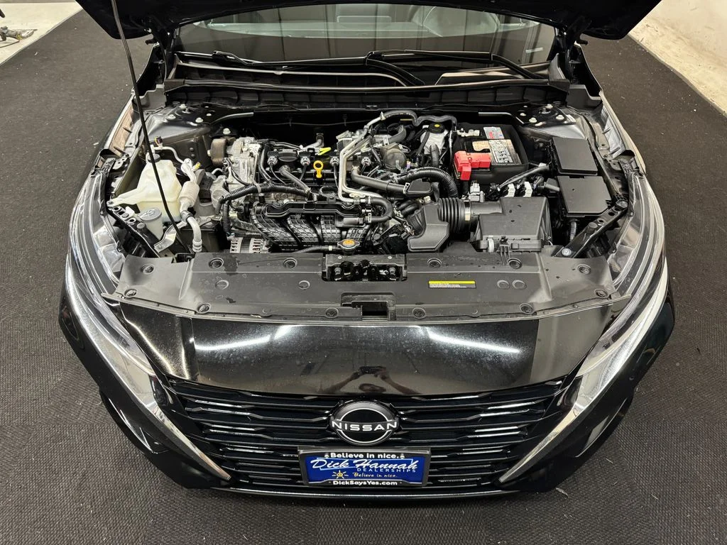 Used 2025 Black Nissan 2.5 SV image 10