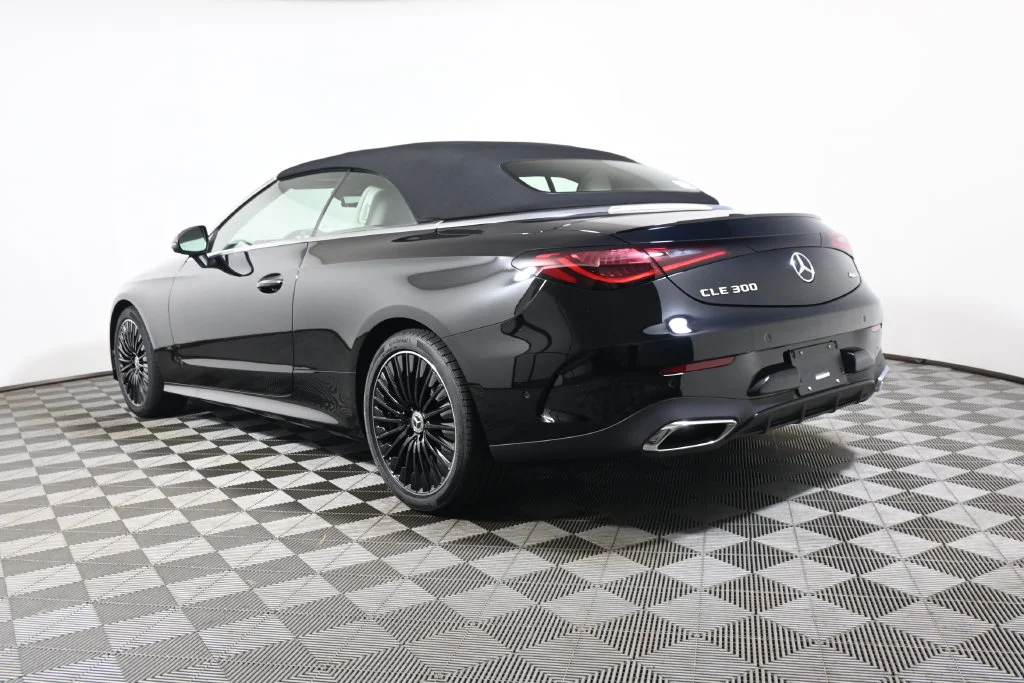 New 2027 Black Mercedes-Benz CLE 300 image 6