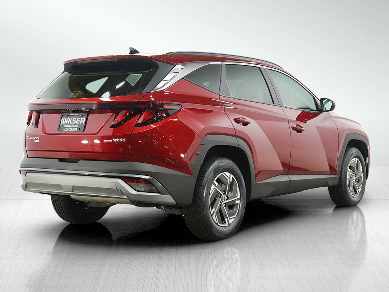 Used 2025 Ultimate Red Hyundai Blue AWD image 5