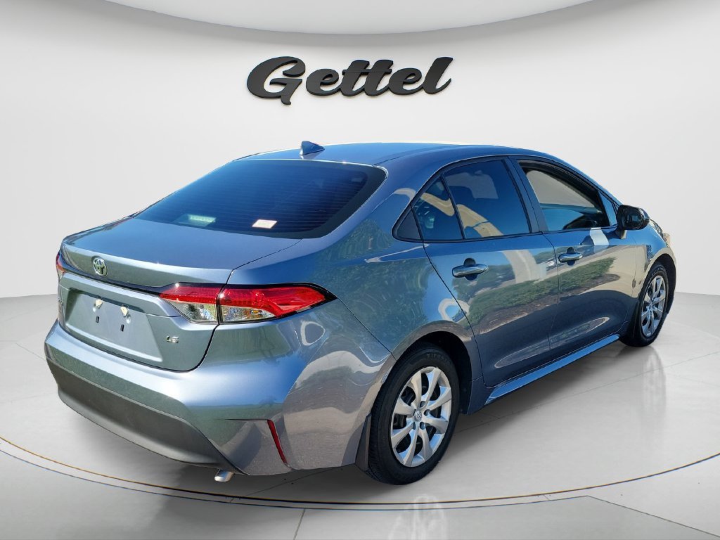 Certified Used 2025  Toyota LE image 4