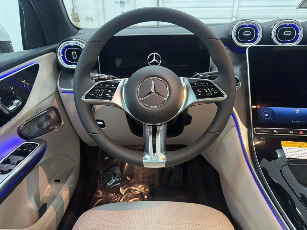 Used 2026 White Mercedes-Benz GLC 300 image 20