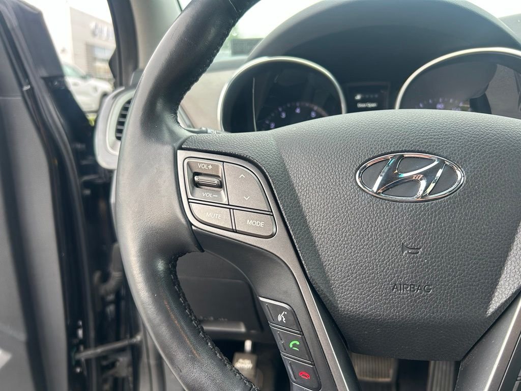 Used 2016 Twilight Black Hyundai 2.4 Base image 15