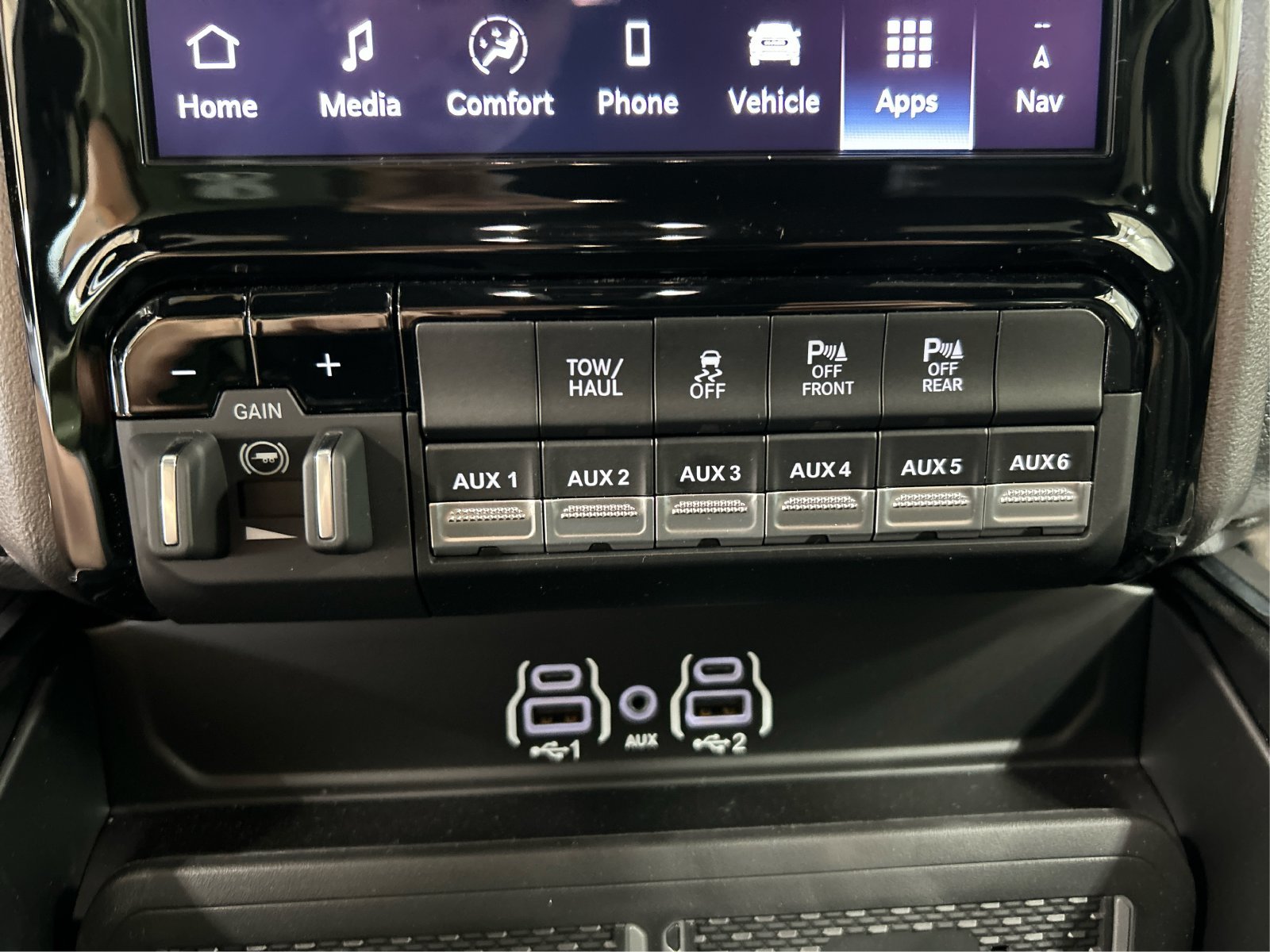 New 2027 Forged Blue Metallic Exterior Paint RAM Laramie image 35