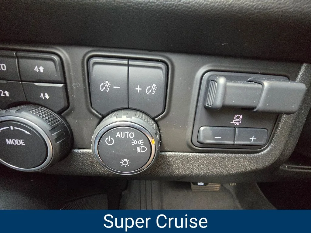Certified Used 2023 White Chevrolet Premier image 25