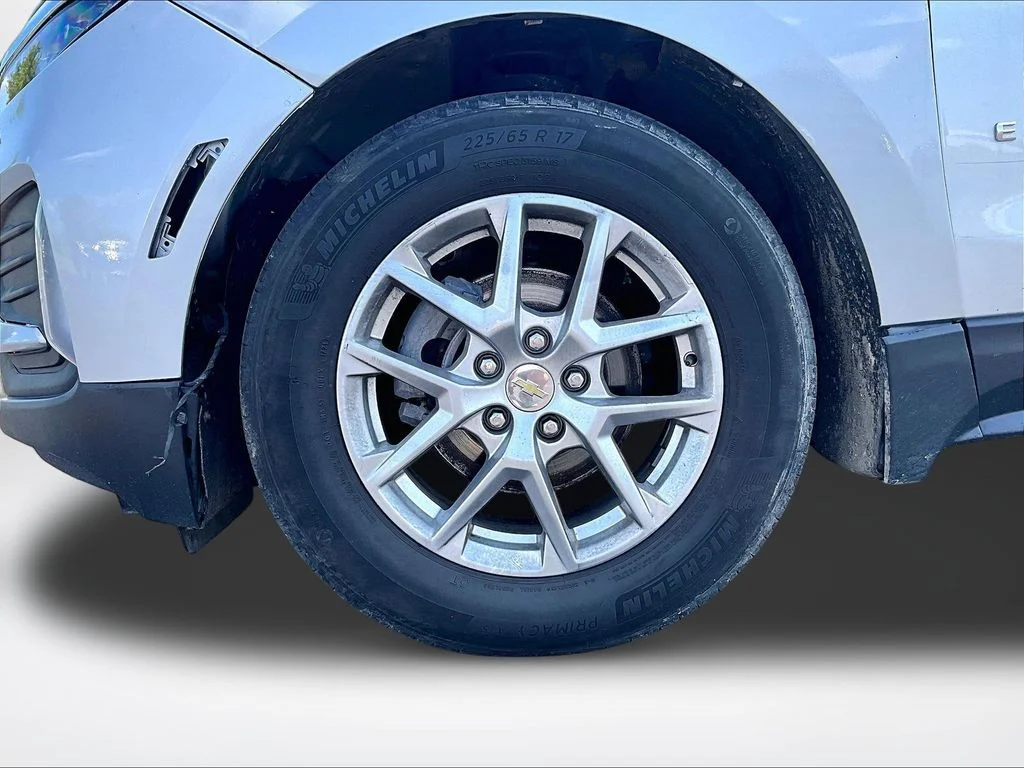 Used 2022 Silver Chevrolet LT image 9