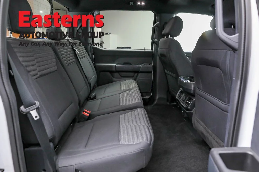 Used 2021 White Ford XL image 23