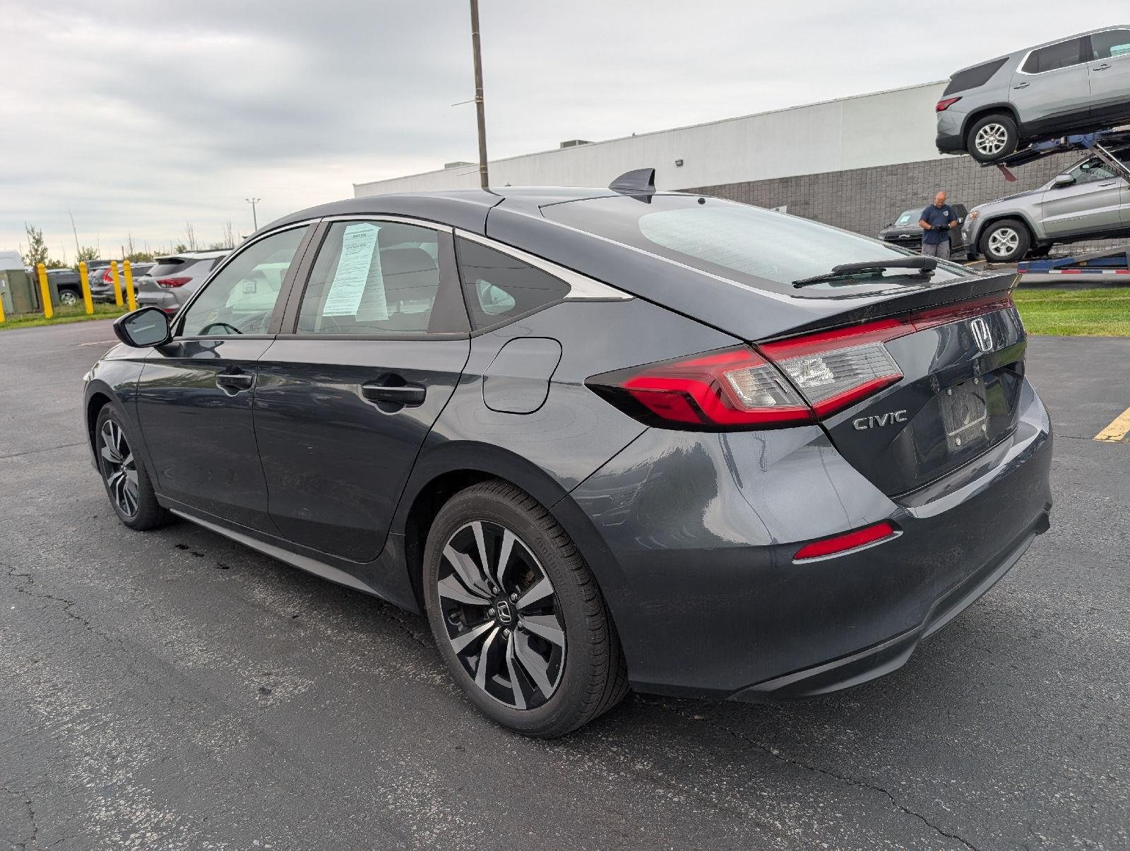 Used 2024 Meteorite Gray Metallic Honda EX-L image 5