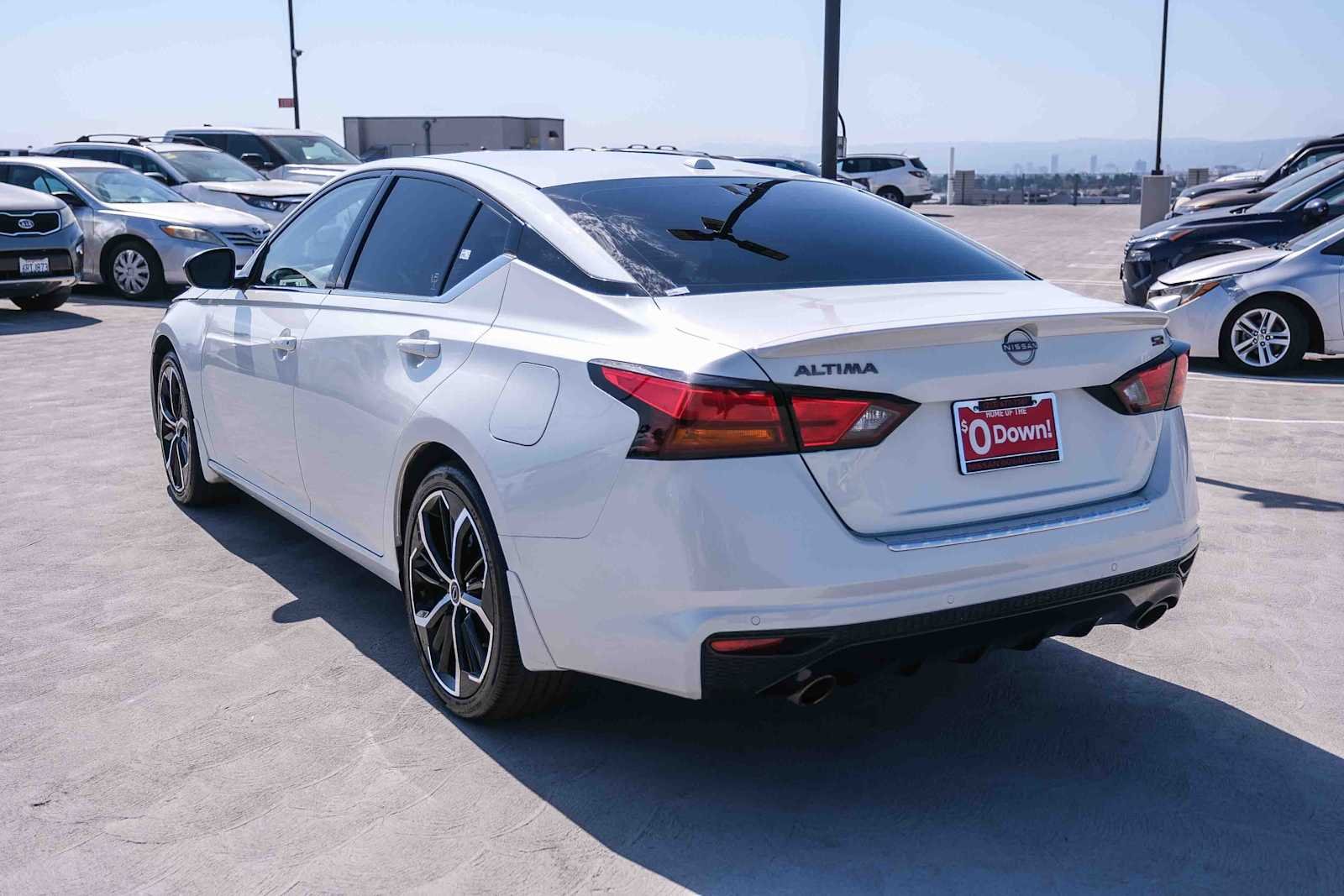 Used 2023 Pearl White Tricoat Nissan 2.5 SR image 6