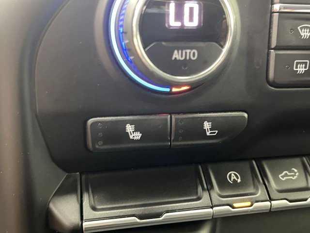 Used 2022 Silver Ice Metallic Chevrolet LT image 23