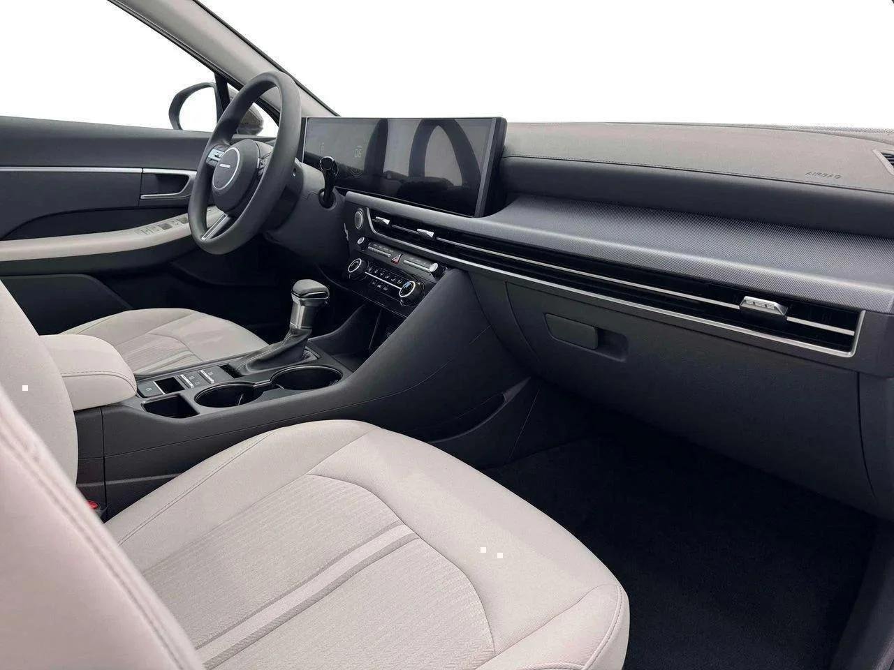 New 2026 Serenity White Pearl Hyundai SE image 15