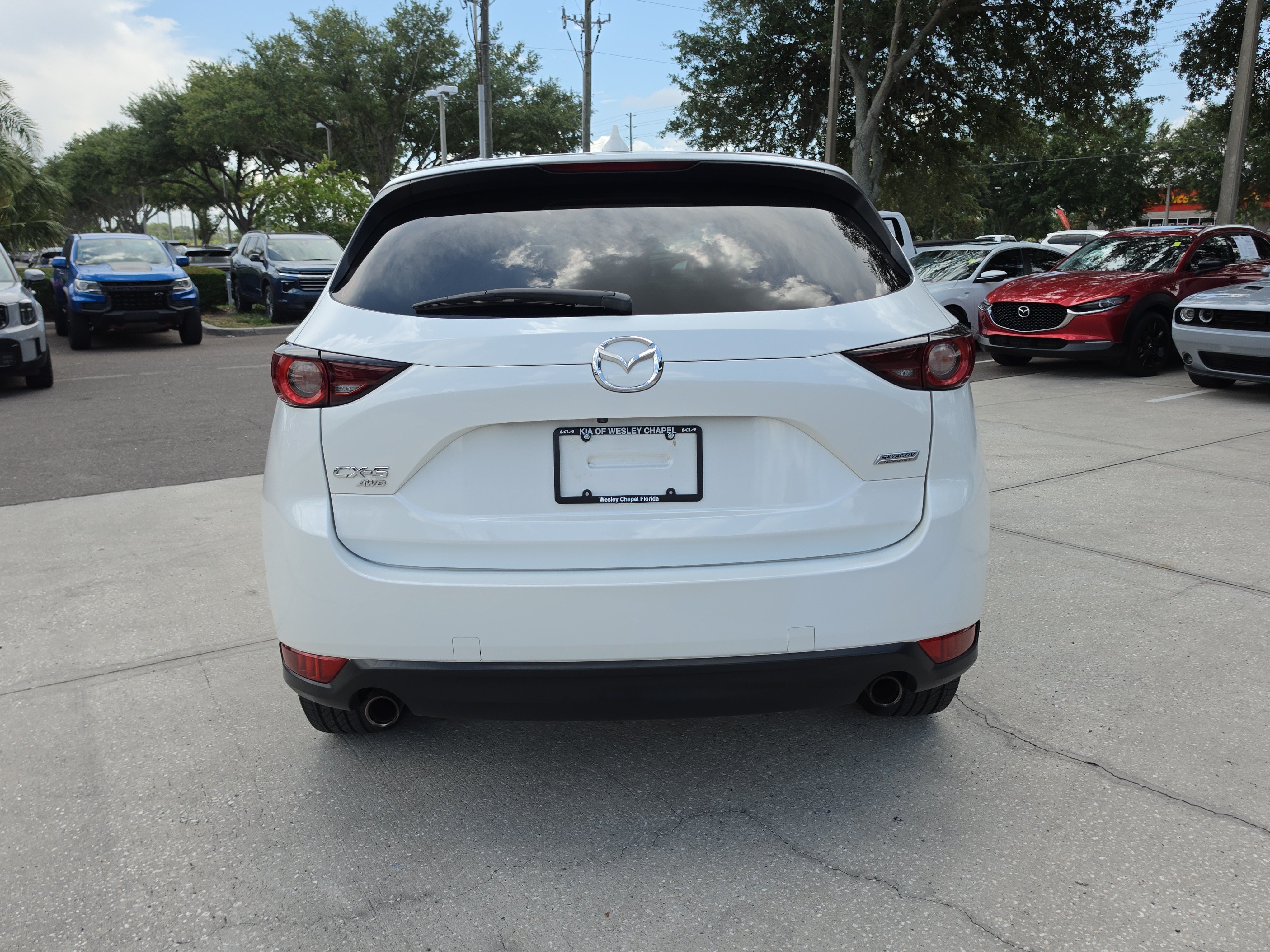 Used 2018 Snowflake White Pearl Mica Mazda Touring image 7