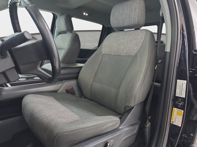 Used 2021 Black Ford XLT image 14