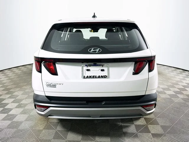 New 2026 Hyundai TUCSON SE