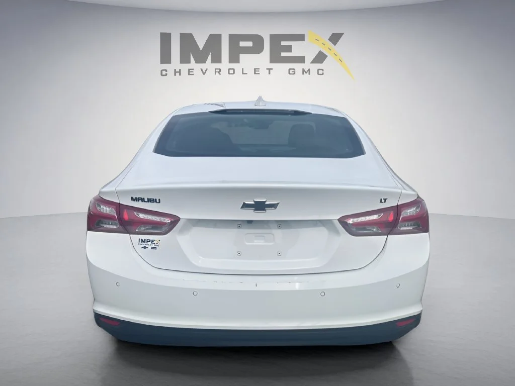 Used 2024 White Chevrolet LT image 4