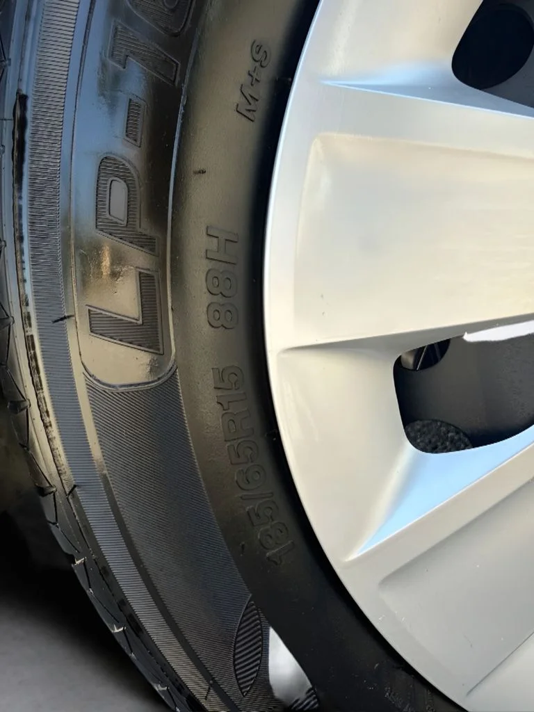 Used 2020 White Kia LX image 30