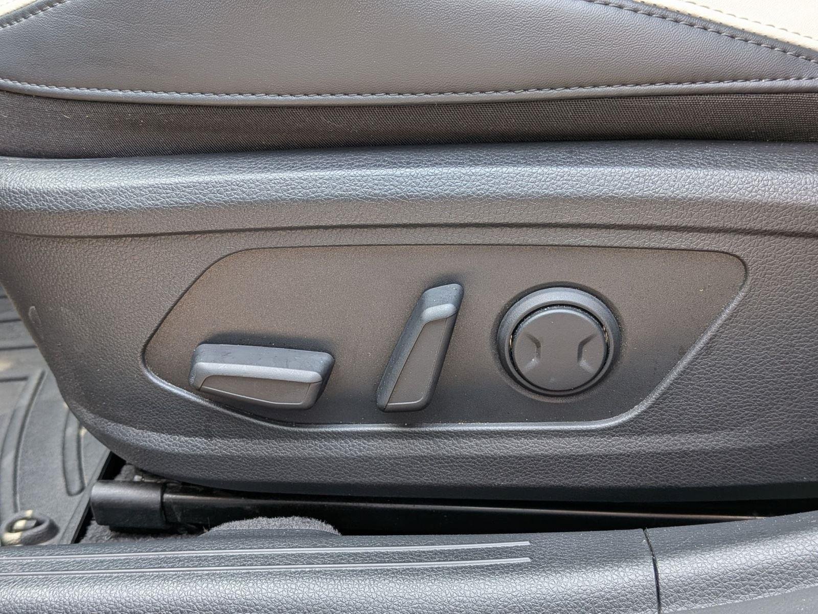 Used 2025 Yacht Blue Kia GT-Line image 29