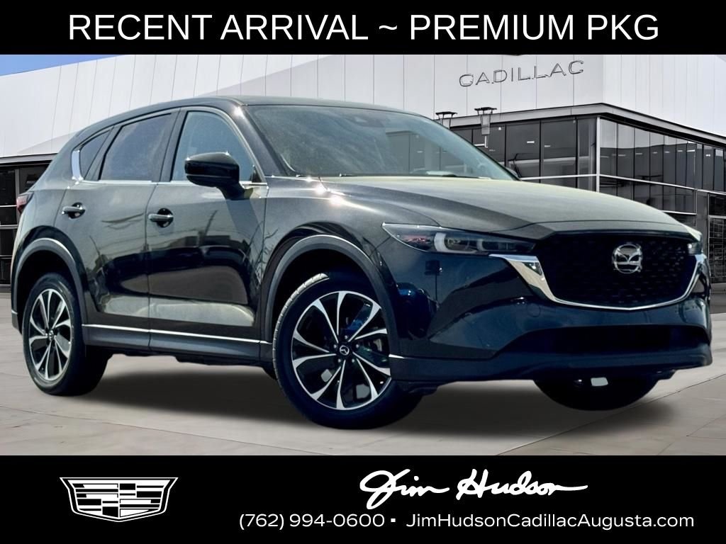 2023 Mazda CX-5 S Premium package